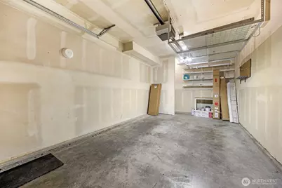 8548 Midvale Avenue N #B, Seattle, WA 98103 - Photo 29