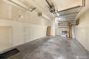8548 Midvale Ave N, Seattle, WA 98103 - Photo 29