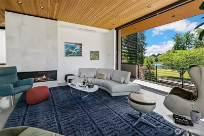 7516 E Green Lake Drive N, Seattle, WA 98103 - Photo 9