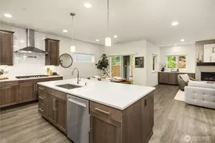 18315 17th Ave W, Lynnwood, WA 98037 - Photo 3