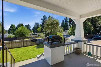 13025 Ambaum Boulevard SW, Burien, WA 98146 - Photo 19