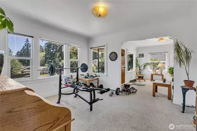13025 Ambaum Boulevard SW, Burien, WA 98146 - Photo 9