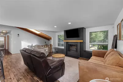 7004 Alderwood Court SE, Lacey, WA 98503 - Photo 3