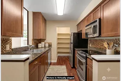 12303 Harbour Pointe Boulevard #CC202, Mukilteo, WA 98275 - Photo 5