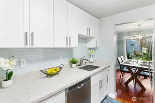 9908 NE 124th St, Kirkland, WA 98034 - Photo 11