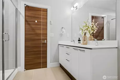 522 Glacier Walk SE, Sammamish, WA 98074 - Photo 19
