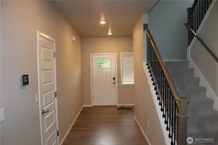 907 122nd Ave SE, Lake Stevens, WA 98258 - Photo 7