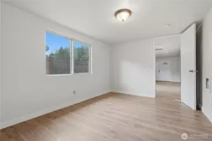 1126 Poindexter Ave W, Bremerton, WA 98312 - Photo 13