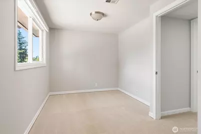 605 S 198th Street, Des Moines, WA 98148 - Photo 27