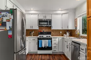 5601 Thornbury Dr SE, Lacey, WA 98513 - Photo 13