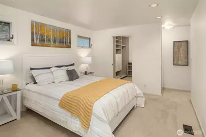 4255 135th Place SE, Bellevue, WA 98006 - Photo 17