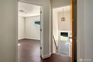 6350 Brighton Beach Rd, Clinton, WA 98236 - Photo 21