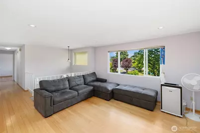31229 10th Avenue S, Federal Way, WA 98003 - Photo 3
