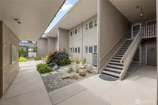 301 S 3rd St, Chelan, WA 98816 - Photo 5
