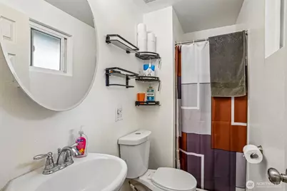 553 S 111th Street, Seattle, WA 98168 - Photo 21