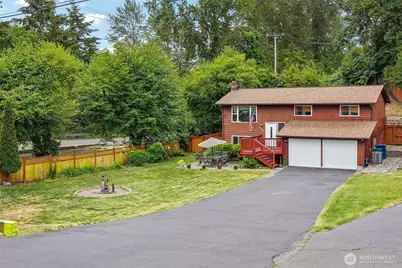 553 S 111th Street, Seattle, WA 98168 - Photo 3