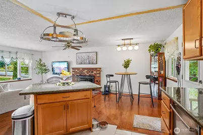 553 S 111th Street, Seattle, WA 98168 - Photo 15