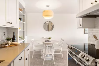 2301 Fairview Avenue E #306, Seattle, WA 98102 - Photo 13