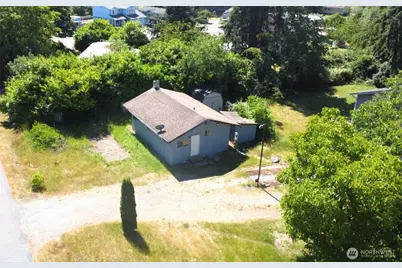 11401 203rd Avenue E, Bonney Lake, WA 98391 - Photo 3