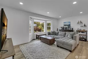 22202 129th St E, Bonney Lake, WA 98391 - Photo 3