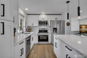 22202 129th St E, Bonney Lake, WA 98391 - Photo 11
