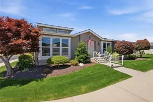 561 Sunday Dr, East Wenatchee, WA 98802 - Photo 1