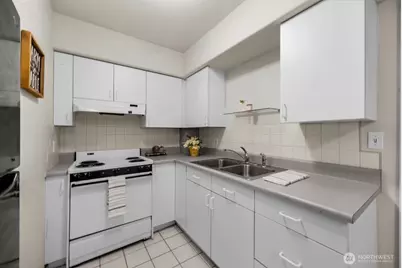 5508 31st Avenue NE, Seattle, WA 98105 - Photo 13