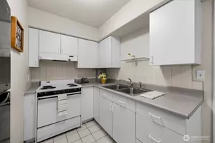 5508 31st Ave NE, Seattle, WA 98105 - Photo 13