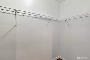2122 NE 89th St, Seattle, WA 98115 - Photo 15
