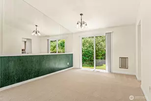 8830 Shell Pl, Edmonds, WA 98026 - Photo 9