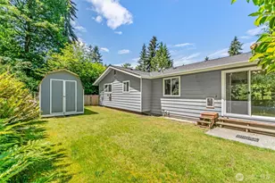 8830 Shell Pl, Edmonds, WA 98026 - Photo 35