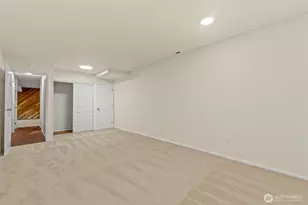 8830 Shell Pl, Edmonds, WA 98026 - Photo 29