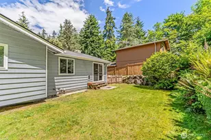 8830 Shell Pl, Edmonds, WA 98026 - Photo 33