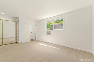 8830 Shell Pl, Edmonds, WA 98026 - Photo 17