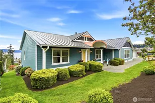 838 W Gladstone Dr, Camano Island, WA 98282 - Photo 3