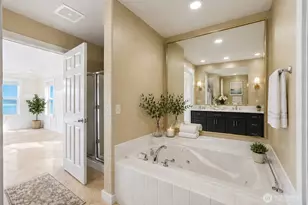 838 W Gladstone Dr, Camano Island, WA 98282 - Photo 11