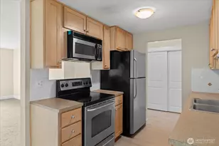 8017 234th Street SW, Edmonds, WA 98026 - Photo 15