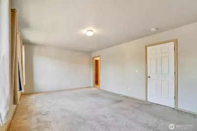 2426 Stafford Way, Bothell, WA 98012 - Photo 23