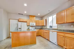 2426 Stafford Way, Bothell, WA 98012 - Photo 15