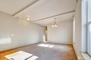 2426 Stafford Way, Bothell, WA 98012 - Photo 5