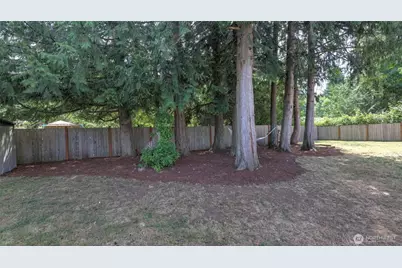 9006 210th Place NE, Redmond, WA 98053 - Photo 35