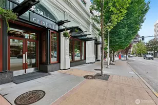 2033 2nd Ave, Seattle, WA 98121 - Photo 3