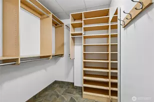 2033 2nd Ave, Seattle, WA 98121 - Photo 23