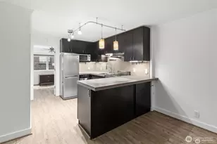 752 Bellevue Ave E, Seattle, WA 98102 - Photo 5