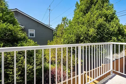 1410 W Casino Road #A5, Everett, WA 98204 - Photo 17