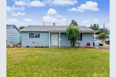 709 S Hawthorne Drive, Moses Lake, WA 98837 - Photo 1