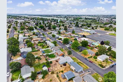 709 S Hawthorne Drive, Moses Lake, WA 98837 - Photo 35