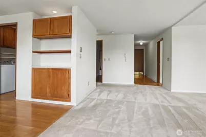 7518 24th Avenue NW #301, Seattle, WA 98117 - Photo 19