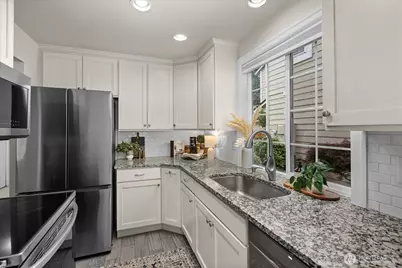 7823 196th Street SW #A, Edmonds, WA 98026 - Photo 9