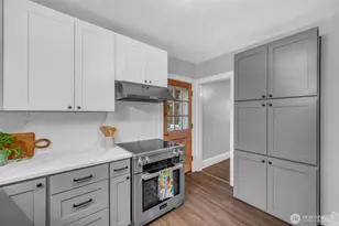 4836 38th Ave NE, Seattle, WA 98105 - Photo 11